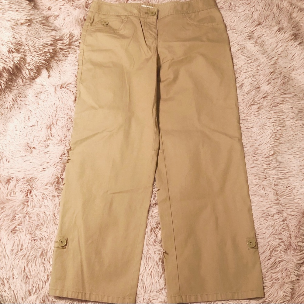 ❌SOLD❌NWT LOFT Marisa Khaki Cargo Capri’s